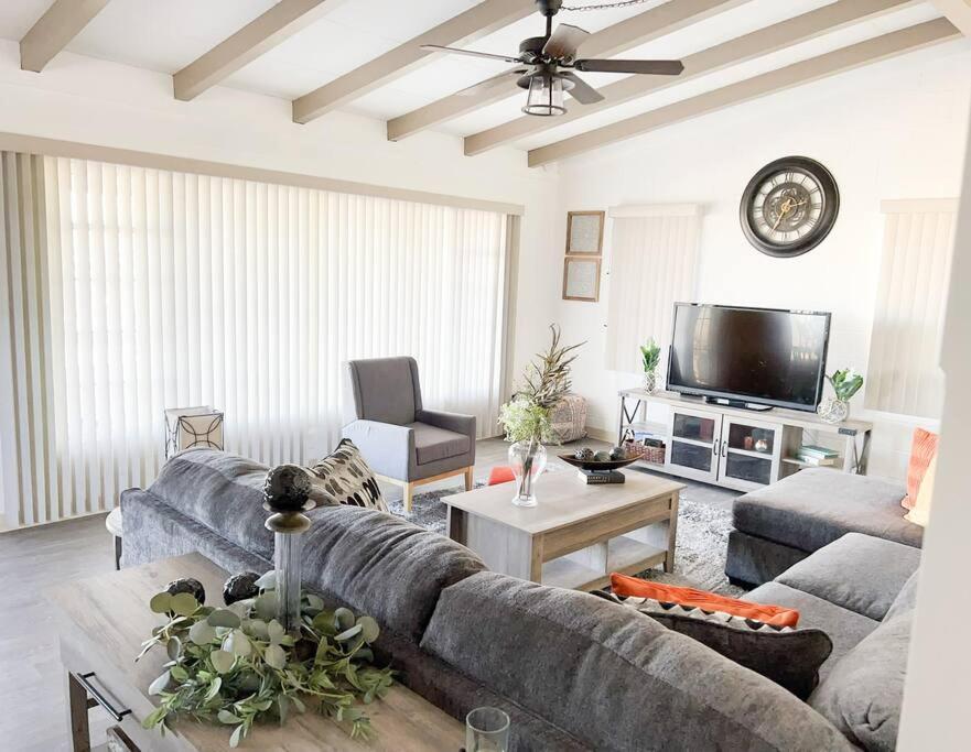 Апартаменты Joshua Tree National Park - Cozy Palms Getaway Туэнтинайн-Палмс Экстерьер фото
