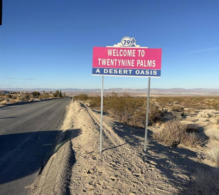 Апартаменты Joshua Tree National Park - Cozy Palms Getaway Туэнтинайн-Палмс Экстерьер фото