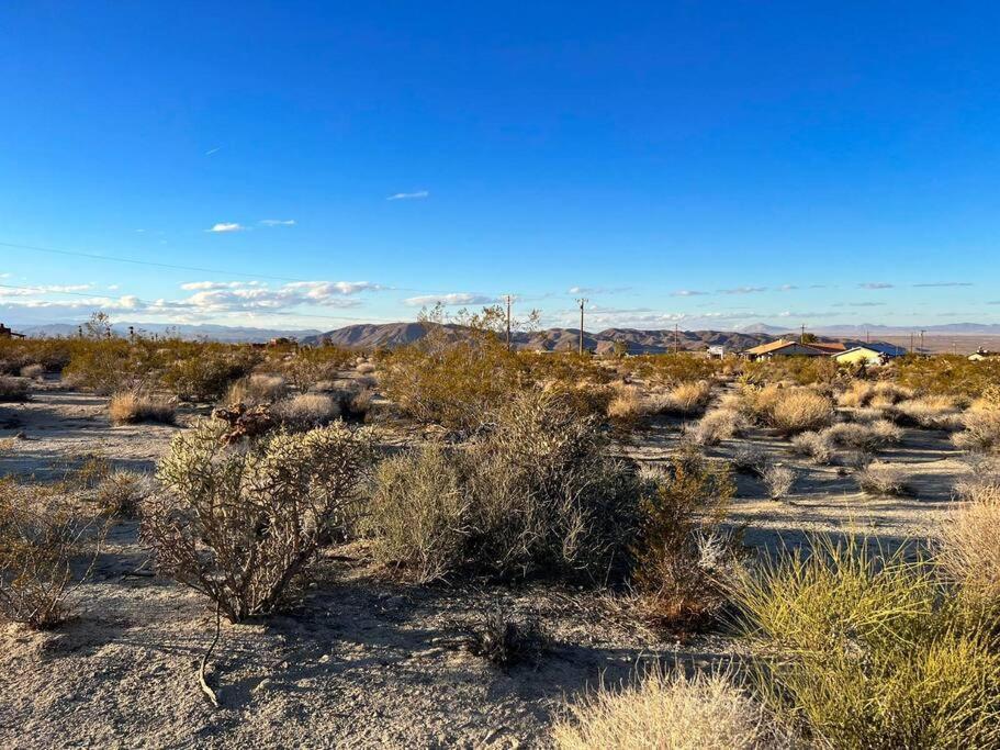 Апартаменты Joshua Tree National Park - Cozy Palms Getaway Туэнтинайн-Палмс Экстерьер фото