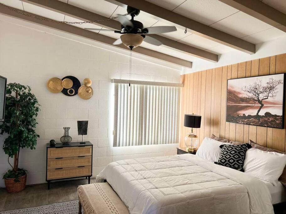 Апартаменты Joshua Tree National Park - Cozy Palms Getaway Туэнтинайн-Палмс Экстерьер фото